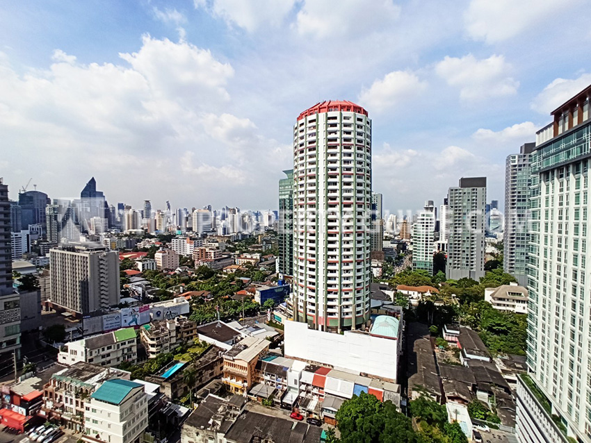 Condominium in Sukhumvit 