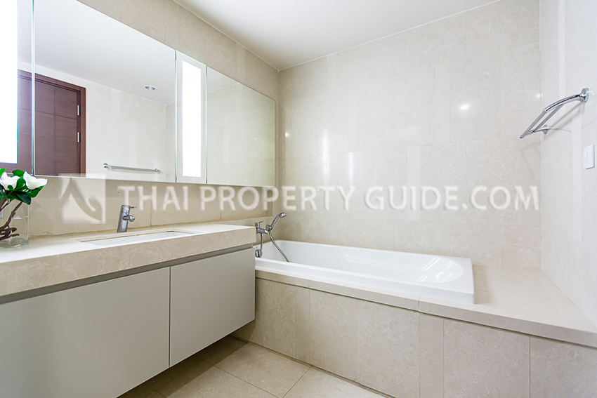 Condominium in Sukhumvit : Quattro By Sansiri 