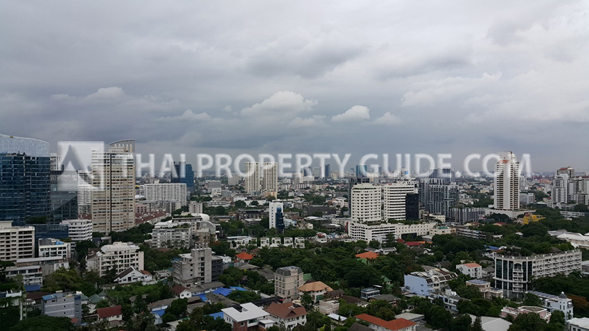 Condominium in Sukhumvit : Quattro By Sansiri 