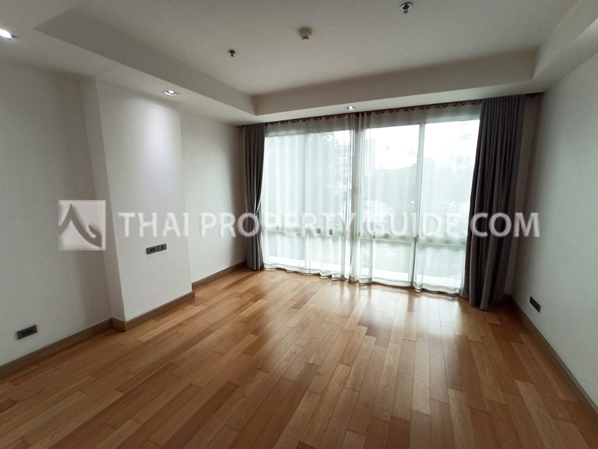 Condominium in Sukhumvit : Belgravia Residences 