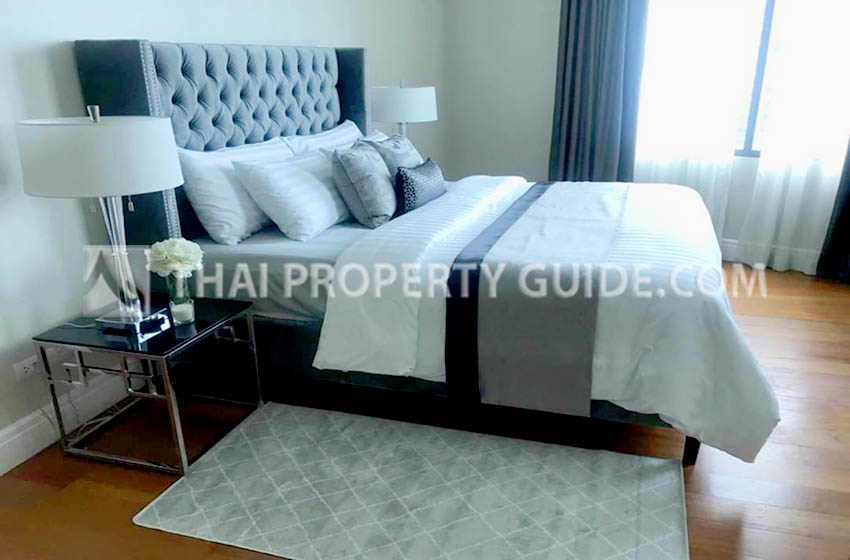Condominium in Sukhumvit : Bright Sukhumvit 24 