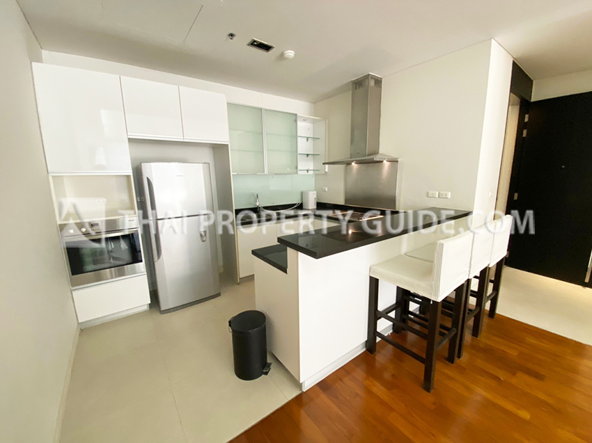 Condominium in Sukhumvit : Domus Condo Suk 16 