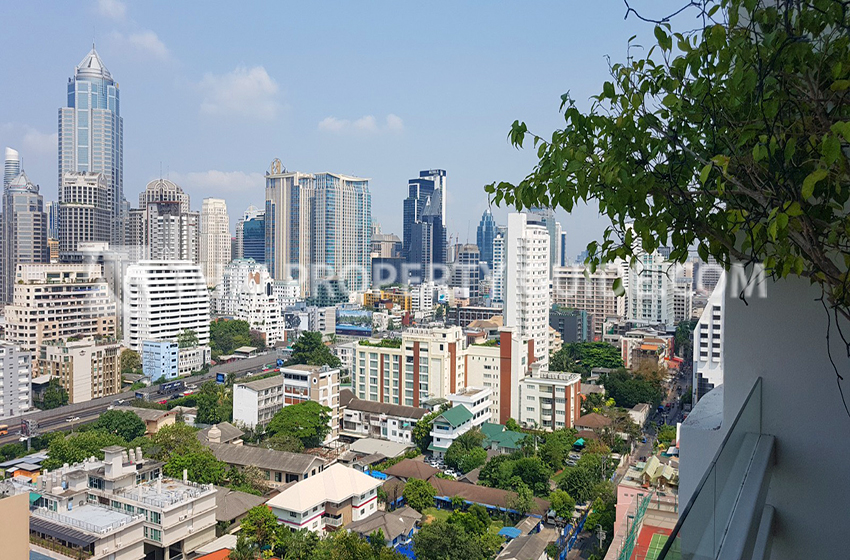 Condominium in Sukhumvit 