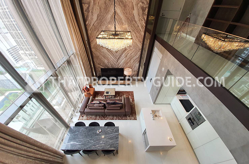 Condominium in Sukhumvit : Vittorio Condominium at Sukhumvit 39 