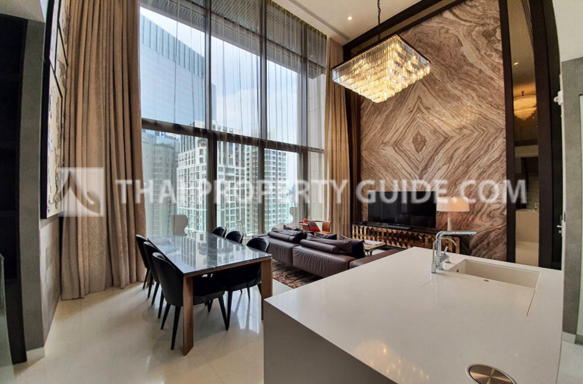 Condominium in Sukhumvit : Vittorio Condominium at Sukhumvit 39 