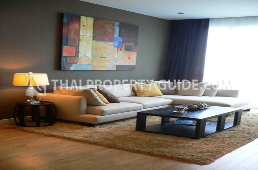 Condominium in Sukhumvit : Millennium Residence 