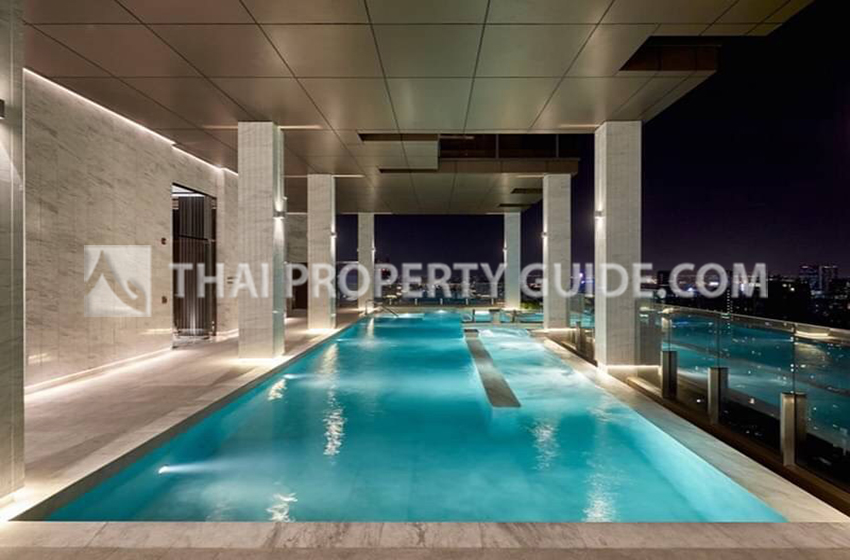 Condominium in Sukhumvit : Vittorio Condominium at Sukhumvit 39 