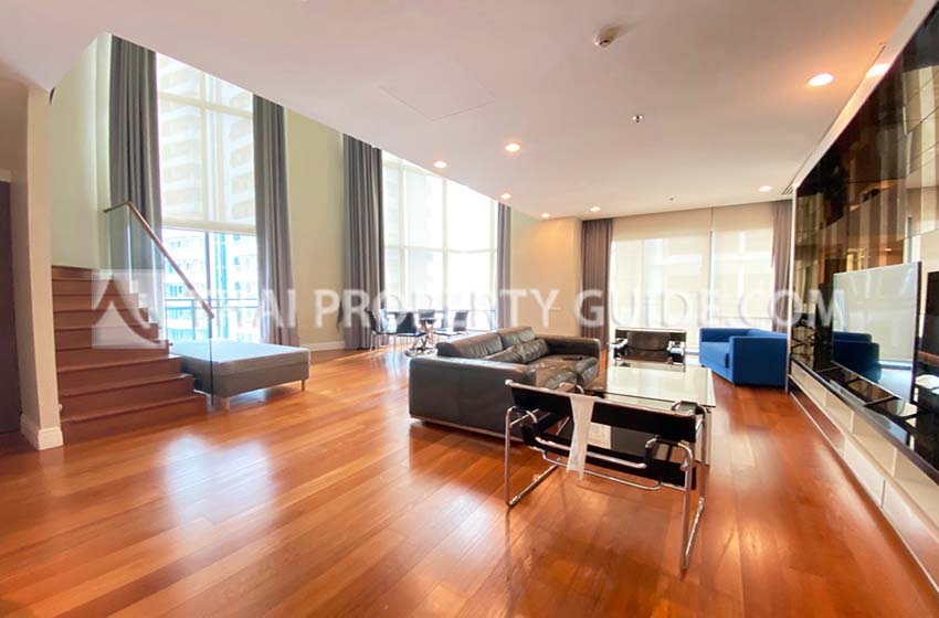 Condominium in Sukhumvit : Bright Sukhumvit 24 