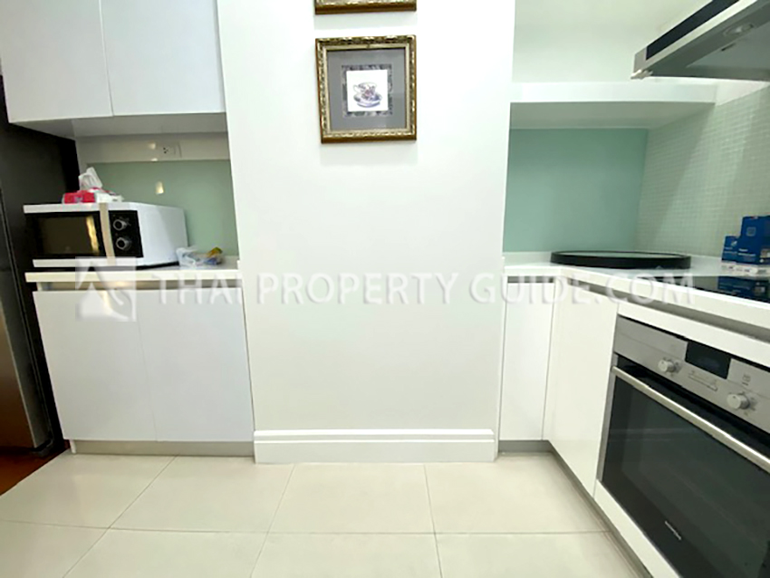 Condominium in Sukhumvit : Bright Sukhumvit 24 