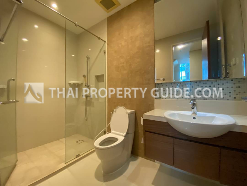 Condominium in Sukhumvit : Bright Sukhumvit 24 
