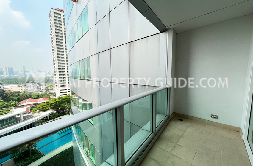 Condominium in Sukhumvit : Millennium Residence 