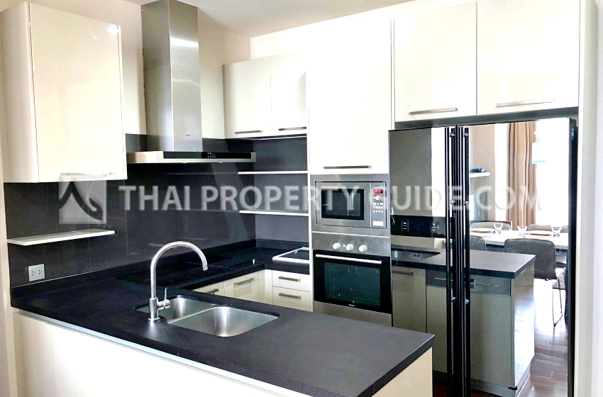 Condominium in Sukhumvit : Quattro By Sansiri 