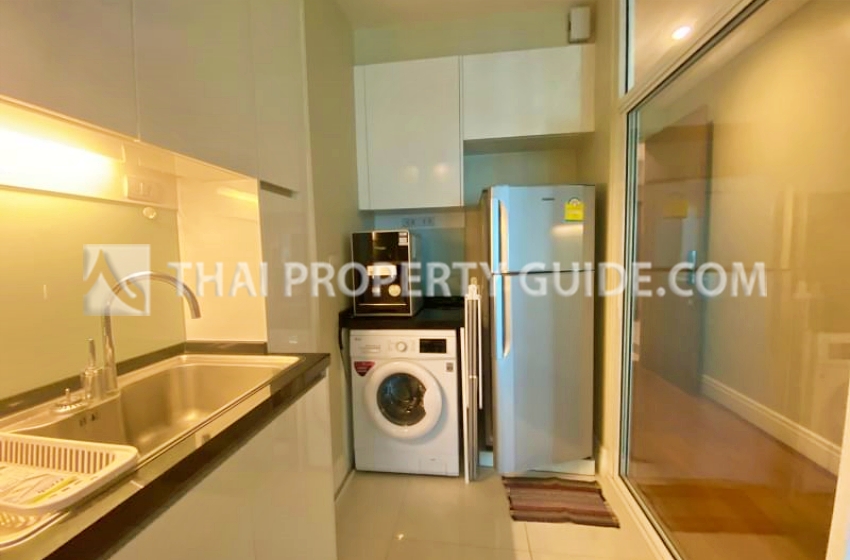 Condominium in Sukhumvit : Bright Sukhumvit 24 