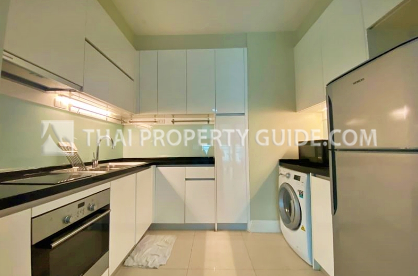 Condominium in Sukhumvit : Bright Sukhumvit 24 