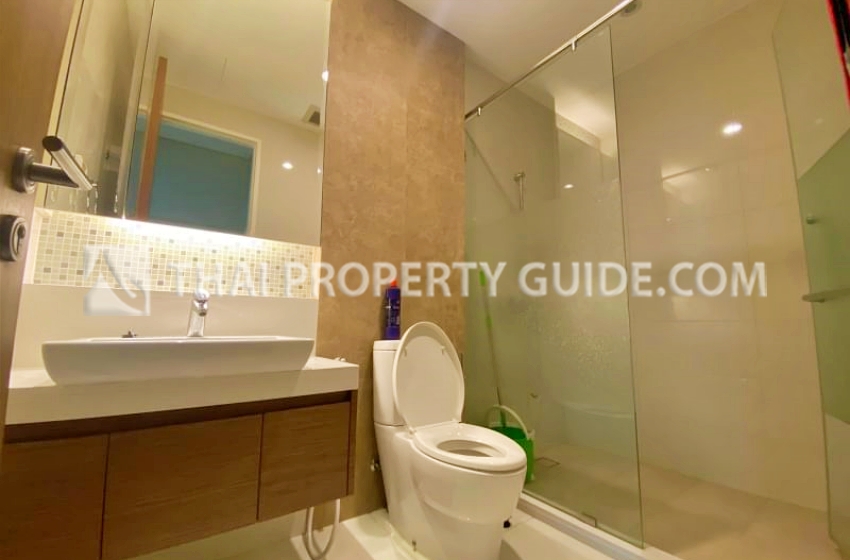 Condominium in Sukhumvit : Bright Sukhumvit 24 