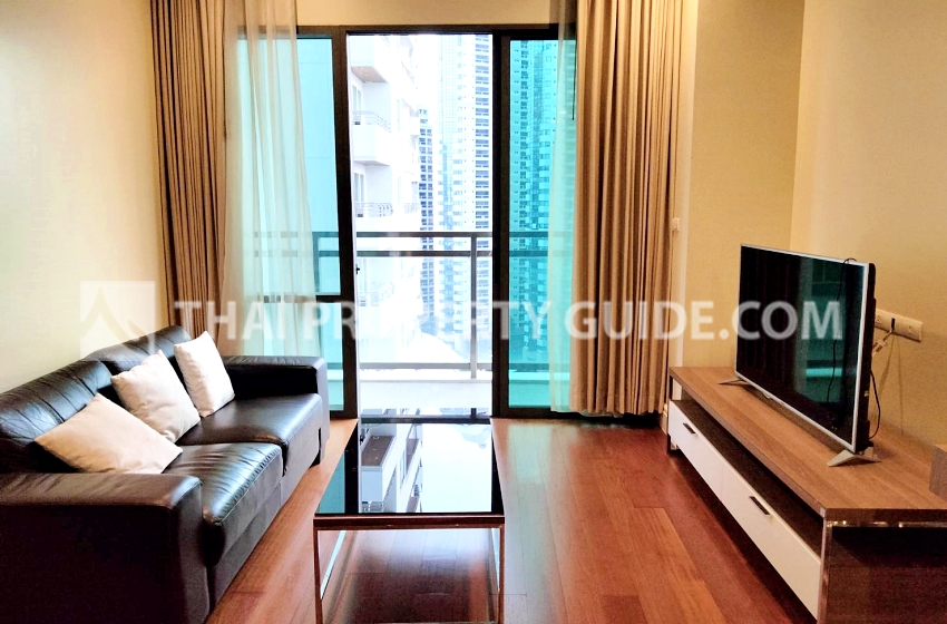 Condominium in Sukhumvit : Bright Sukhumvit 24 