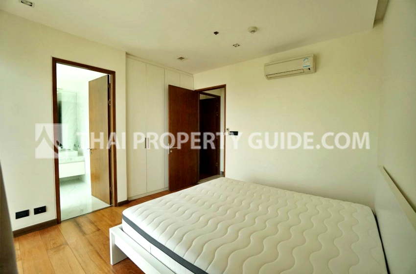 Condominium in Sukhumvit : Millennium Residence 