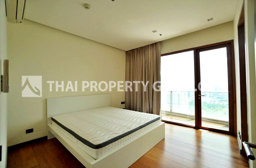Condominium in Sukhumvit : Millennium Residence 
