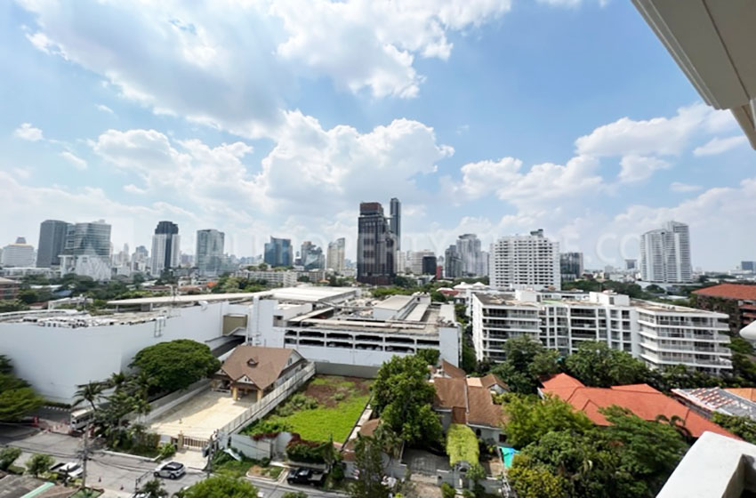 Condominium in Sukhumvit 