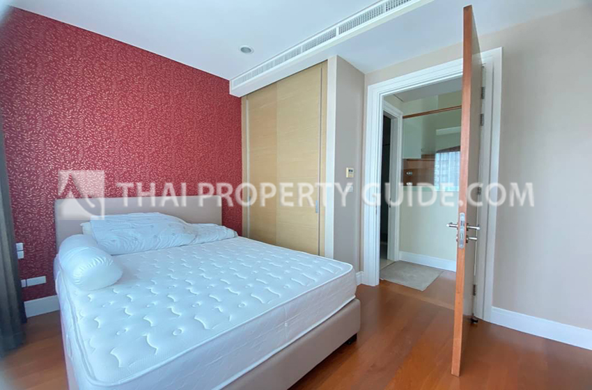 Condominium in Sukhumvit : Bright Sukhumvit 24 