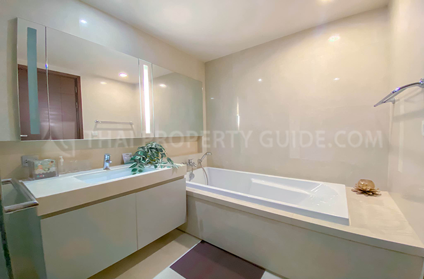 Condominium in Sukhumvit : Quattro By Sansiri 