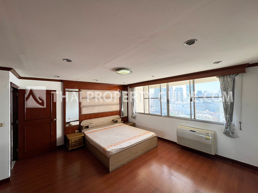 Condominium in Sukhumvit 
