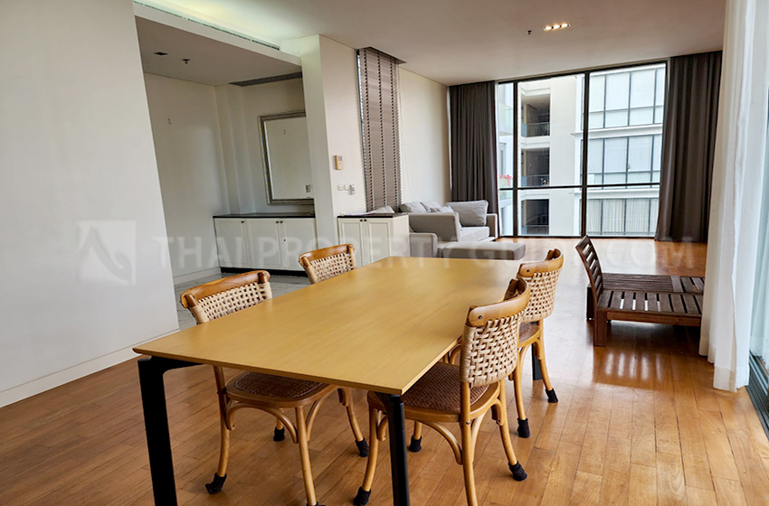 Condominium in Sukhumvit : Domus Condo Suk 16 