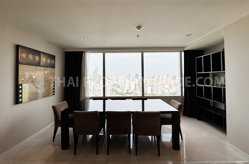 Condominium in Sukhumvit : The Eight Thonglor Residence 