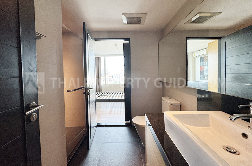 Condominium in Sukhumvit : The Eight Thonglor Residence 