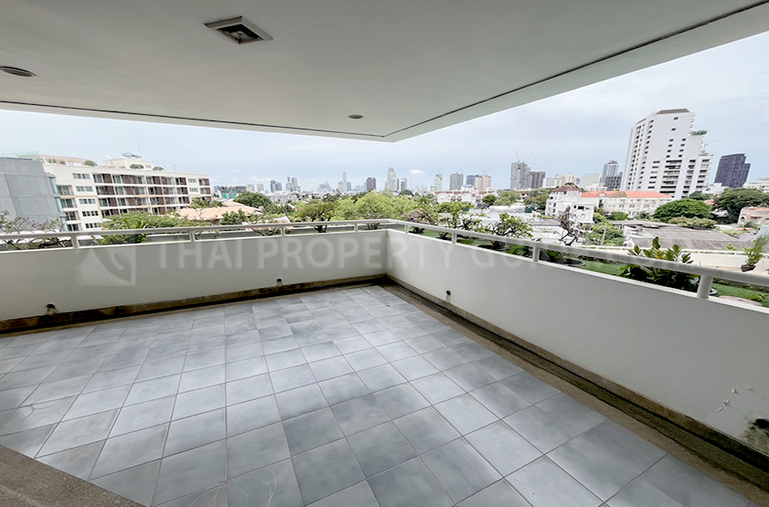 Condominium in Sukhumvit 
