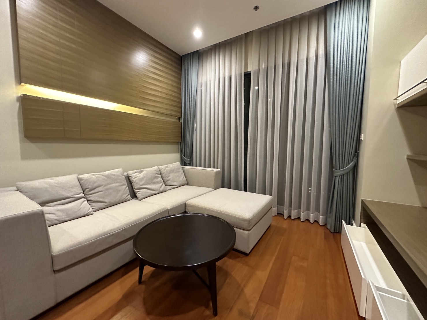 Condominium in Sukhumvit : Bright Sukhumvit 24 