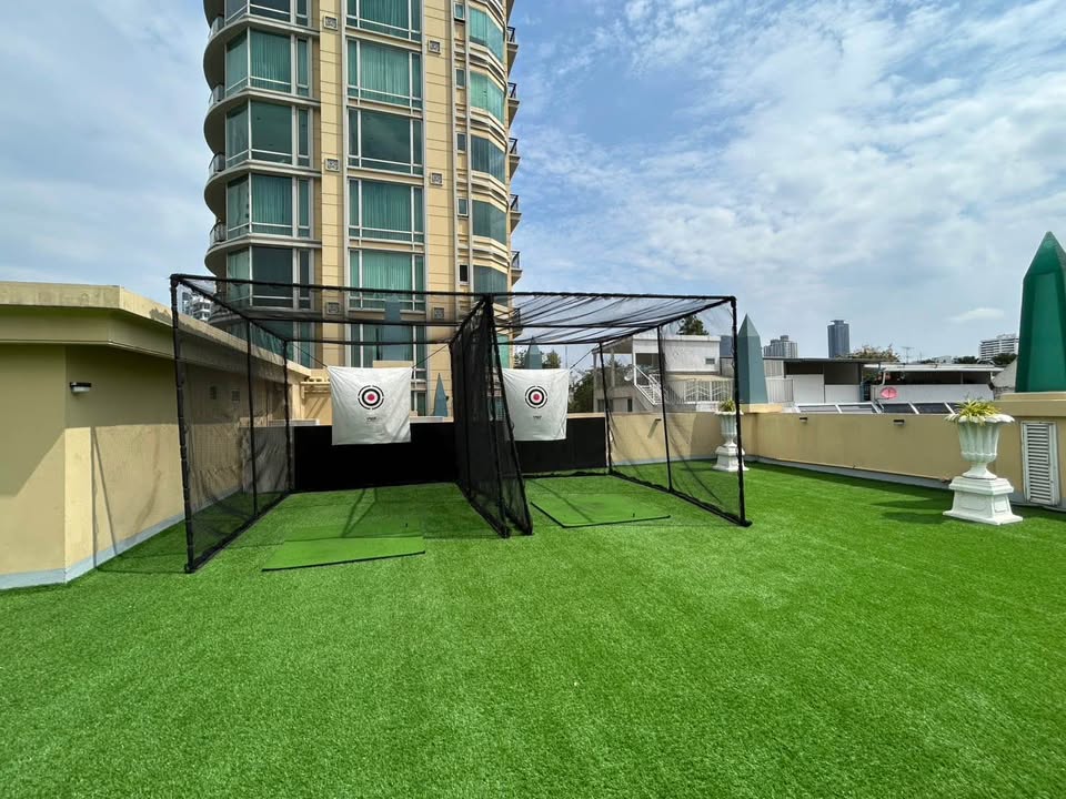Condominium in Sukhumvit : Royce Private Residences 