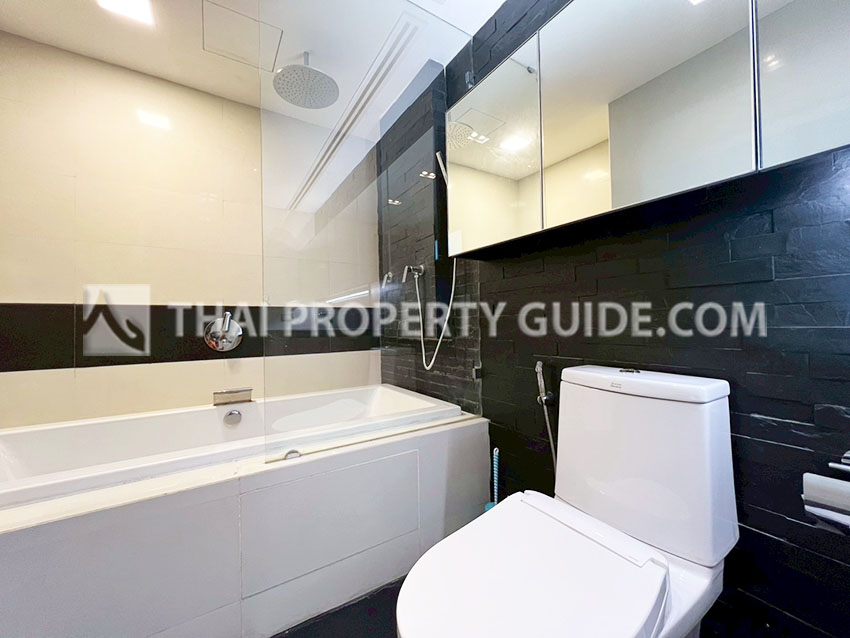 Condominium in Sukhumvit : The Eight Thonglor Residence 