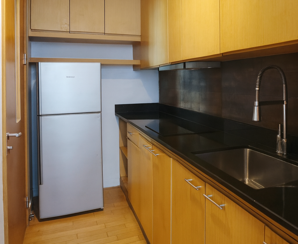 Condominium in Sukhumvit : Millennium Residence 