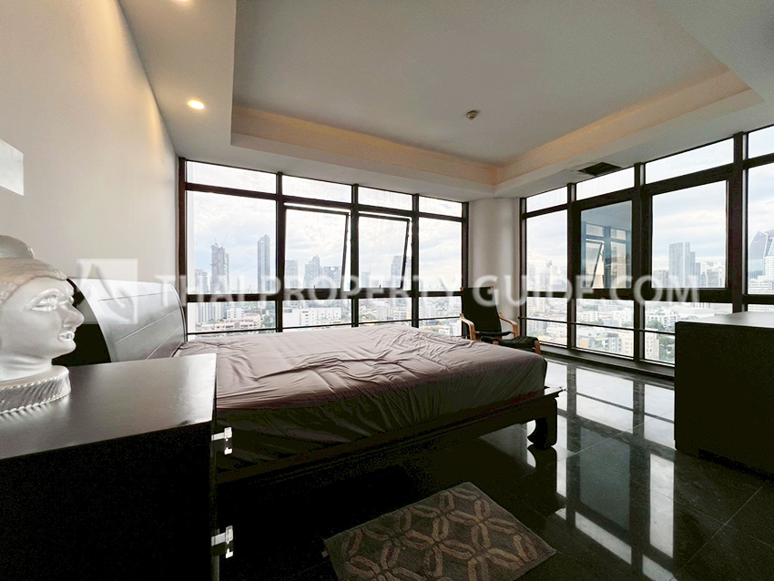 Condominium in Sukhumvit 