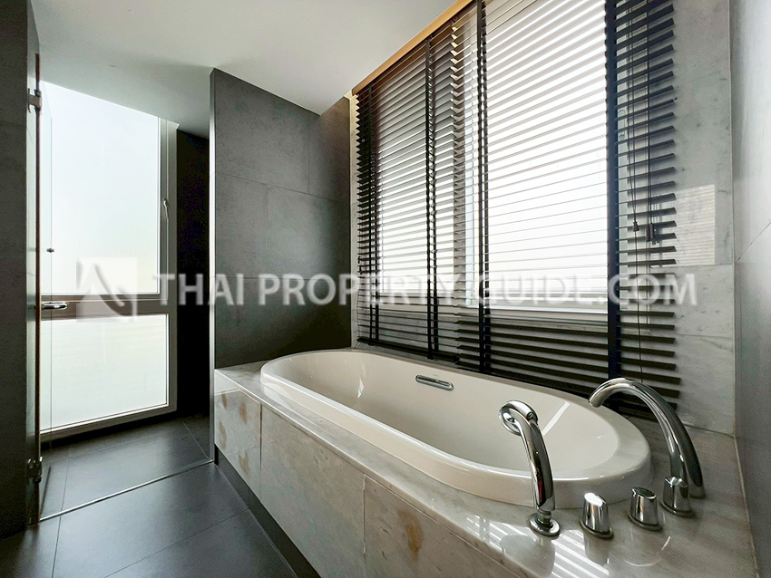 Condominium in Sukhumvit 