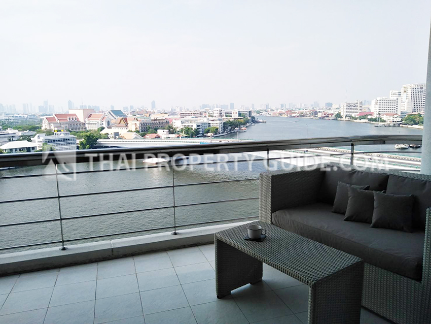 Condominium in Near United Nations 