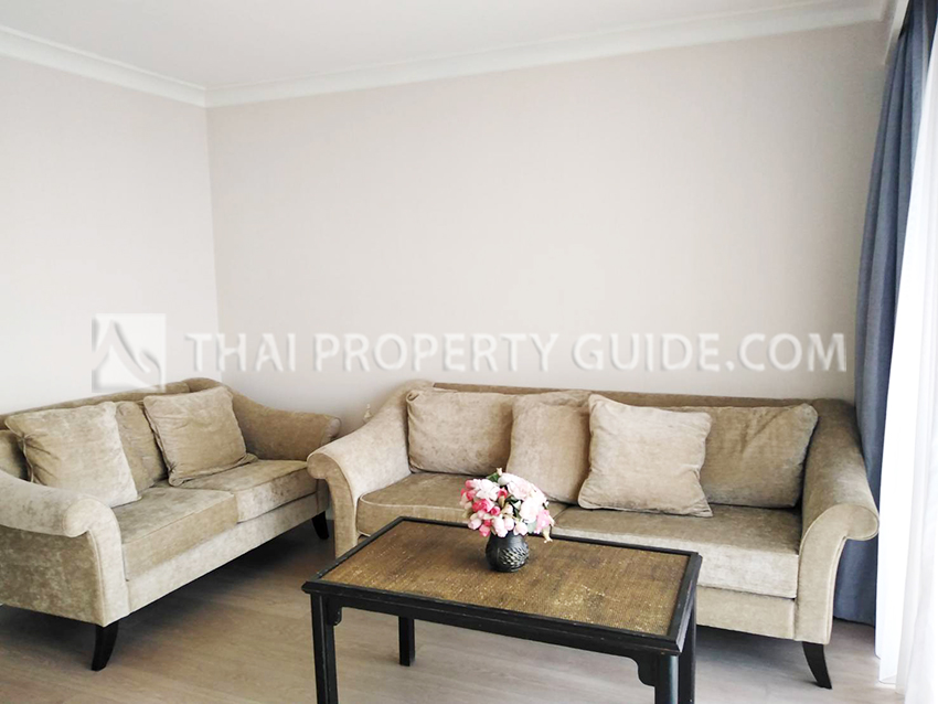 Condominium in Near United Nations 