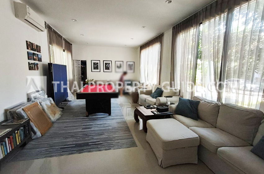 House in Nichada Thani 