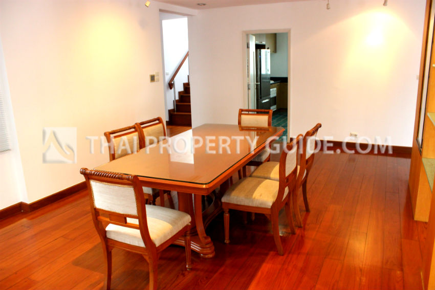 House in Phaholyothin 