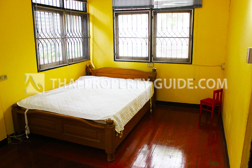 House in Phaholyothin 