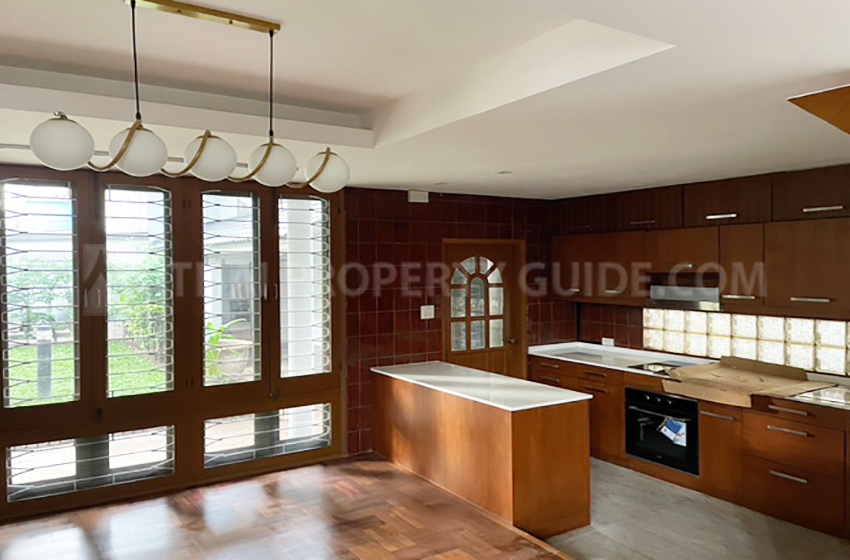 House in Phaholyothin 