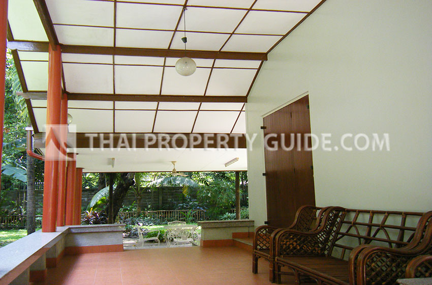 House in Ploenchit 