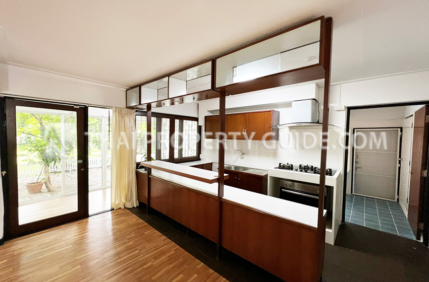 House in Ploenchit 