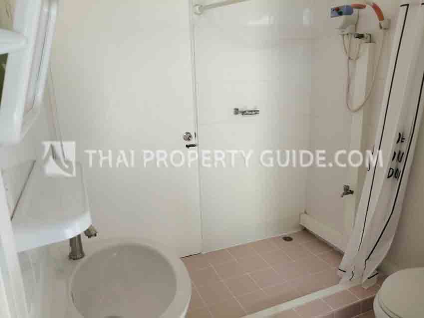 House in Ploenchit 