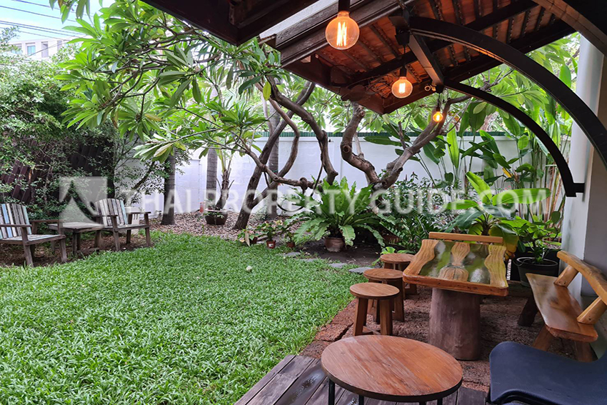 House for rent in Sathorn