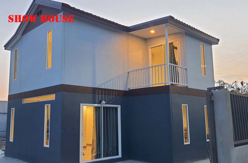House in Srinakarin