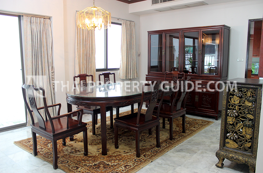 House in Sukhumvit 