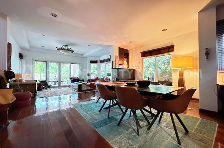 House in Sukhumvit 