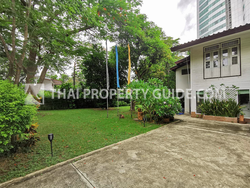 House in Sukhumvit 